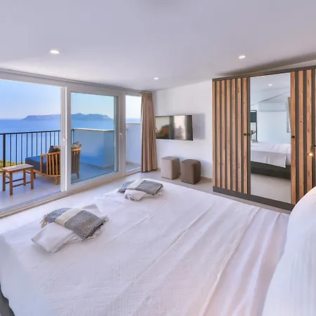 Ambassador Penthouse *